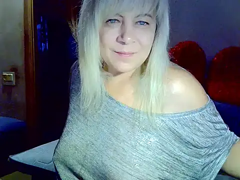 Snapshot of AgoniA7 chatting on October 2025 04:35:02 AM AgoniA7 online show from October 2025 04:35:02 AM