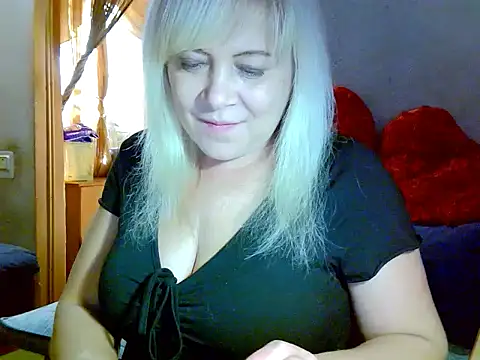 Snapshot of AgoniA7 chatting on November 2025 01:07:02 PM AgoniA7 online show from November 2025 01:07:02 PM