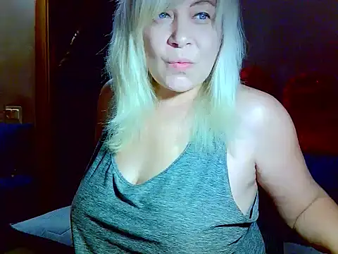 AgoniA7 online show from June 2026 06:35:01 PM