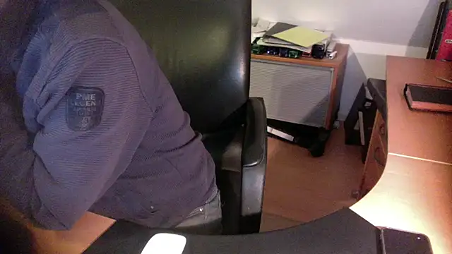 outlaw200 online show from December 2024 07:59:02 PM