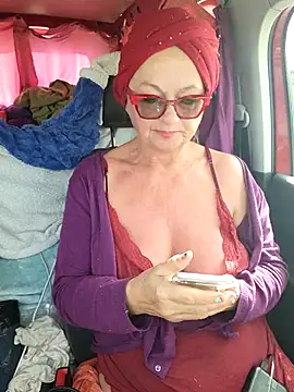 Snapshot of MucMilf59 chatting on March 2025 03:29:02 PM MucMilf59 online show from March 2025 03:29:02 PM