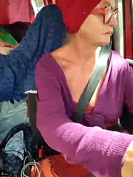 Snapshot of MucMilf59 chatting on March 2025 11:22:02 AM MucMilf59 online show from March 2025 11:22:02 AM