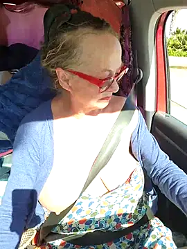 Snapshot of MucMilf59 chatting on March 2025 09:56:01 AM MucMilf59 online show from March 2025 09:56:01 AM