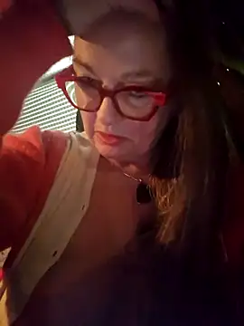 Snapshot of MucMilf59 chatting on October 2025 07:44:02 PM MucMilf59 online show from October 2025 07:44:02 PM