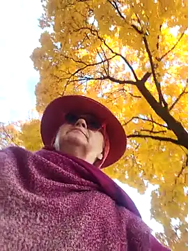 Snapshot of MucMilf59 chatting on October 2025 08:36:02 AM MucMilf59 online show from October 2025 08:36:02 AM