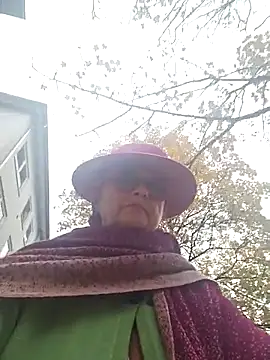 Snapshot of MucMilf59 chatting on October 2025 09:54:02 AM MucMilf59 online show from October 2025 09:54:02 AM