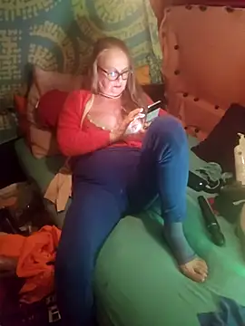 Snapshot of MucMilf59 chatting on November 2025 08:25:02 PM MucMilf59 online show from November 2025 08:25:02 PM