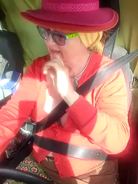 MucMilf59 online show from March 2026 12:44:01 PM