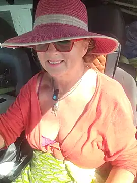 Snapshot of MucMilf59 chatting on June 2026 09:08:02 AM MucMilf59 online show from June 2026 09:08:02 AM