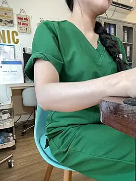 Snapshot of Meilian2021 chatting on January 2026 04:48:01 AM Meilian2021 online show from January 2026 04:48:01 AM