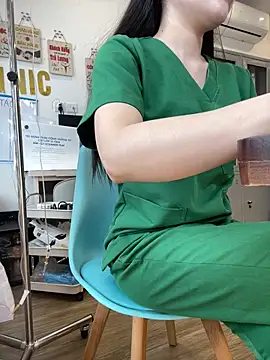 Snapshot of Meilian2021 chatting on February 2026 04:00:01 AM Meilian2021 online show from February 2026 04:00:01 AM