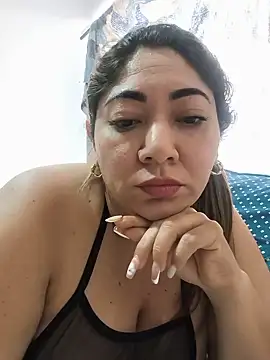 Snapshot of kendra_fire chatting on May 2026 04:47:01 PM kendra fire online show from May 2026 04:47:01 PM