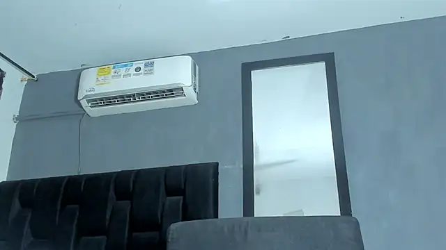 SandraGoldstein online show from November 2025 02:01:01 AM