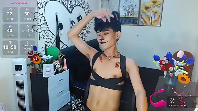 Snapshot of WildestTwink chatting on October 2025 06:42:02 PM WildestTwink online show from October 2025 06:42:02 PM