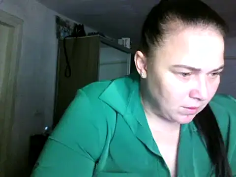 Snapshot of TammyAh chatting on December 2024 08:18:01 PM TammyAh online show from December 2024 08:18:01 PM