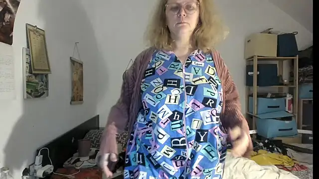 switchlorenx online show from February 2026 12:32:01 PM