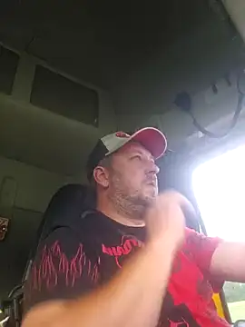 Snapshot of ktmtom247 chatting on September 2025 05:11:02 AM ktmtom247 online show from September 2025 05:11:02 AM