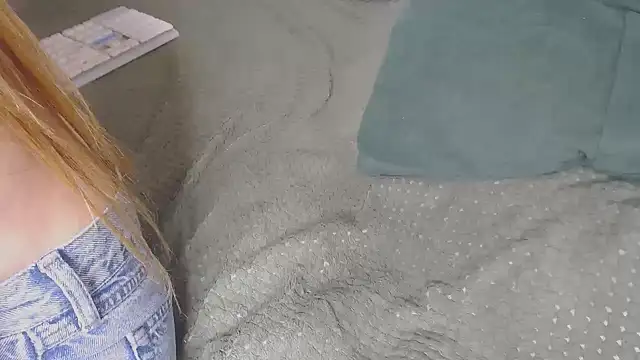 Snapshot of Kiradoll27 chatting on February 2025 07:52:02 PM Kiradoll27 online show from February 2025 07:52:02 PM