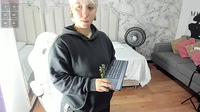 amy ink online show from October 2025 11:18:01 AM