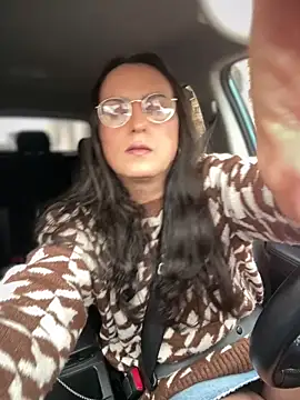 Chic desire online show from March 2026 04:45:01 PM