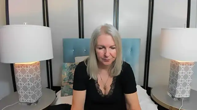 Snapshot of EricaTop chatting on January 2026 08:22:01 PM EricaTop online show from January 2026 08:22:01 PM