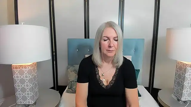 Snapshot of EricaTop chatting on January 2026 06:57:02 PM EricaTop online show from January 2026 06:57:02 PM