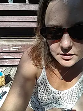SwedishJennifer online show from July 2026 01:04:02 PM