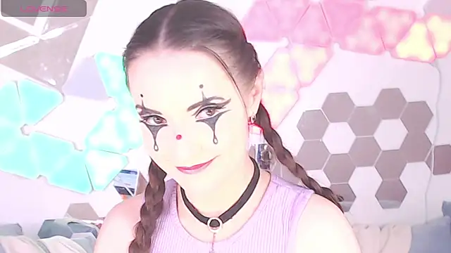 LexiKiss online show from January 2025 11:00:02 AM