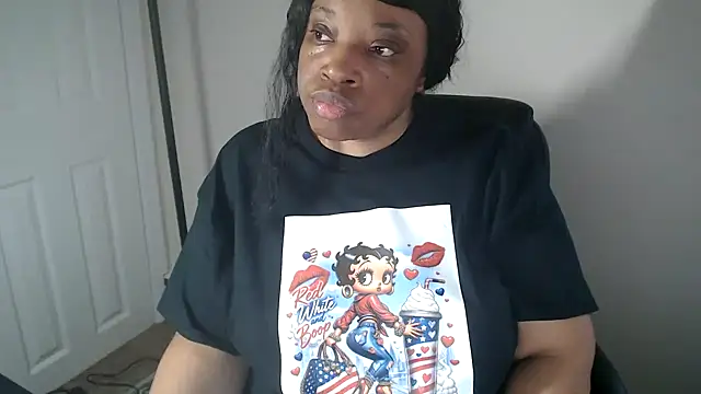 Snapshot of Sexymona1218 chatting on May 2026 01:39:01 PM Sexymona1218 online show from May 2026 01:39:01 PM