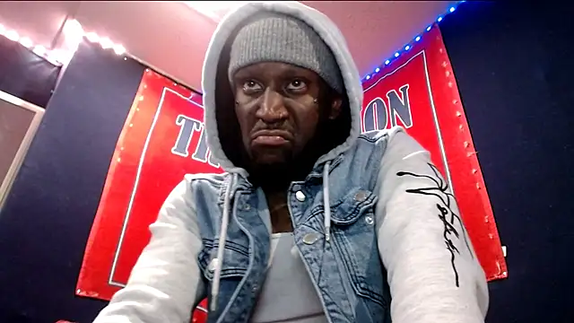 iBreakHeartz online show from November 2025 03:50:01 AM