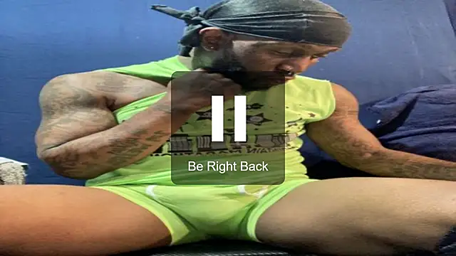 iBreakHeartz online show from November 2025 12:50:02 PM