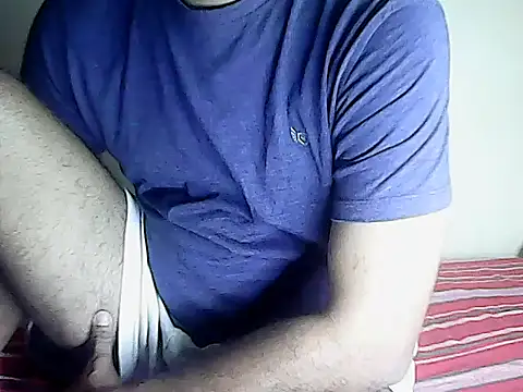 Snapshot of LifeLineSL chatting on December 2024 04:20:01 PM LifeLineSL online show from December 2024 04:20:01 PM