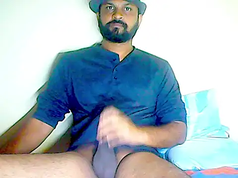 Snapshot of LifeLineSL chatting on September 2025 11:48:01 PM LifeLineSL online show from September 2025 11:48:01 PM