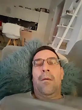 dick81 online show from February 2026 11:20:01 AM