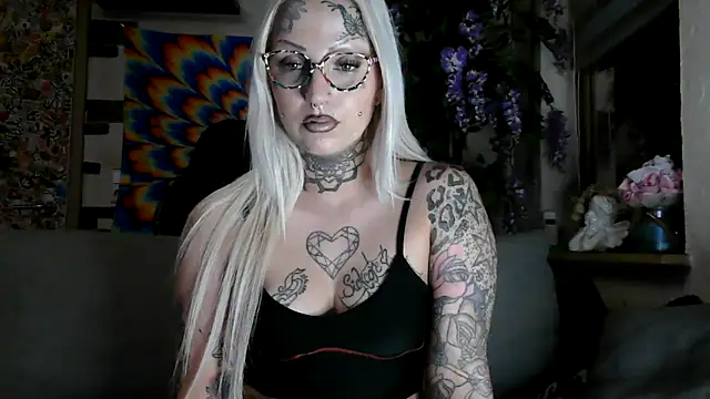 RoxxyInk online show from October 2025 12:21:02 AM