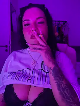 Snapshot of _MelinaCurves_ chatting on July 2026 10:31:01 PM MelinaCurves online show from July 2026 10:31:01 PM