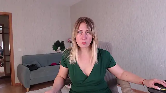 MilenochcaDiamond online show from February 2026 01:07:01 PM