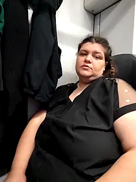 Snapshot of PUNKFUNK_HIGHLANDERX_EMTm chatting on December 2025 02:22:02 PM PUNKFUNK HIGHLANDERX EMTm online show from December 2025 02:22:02 PM