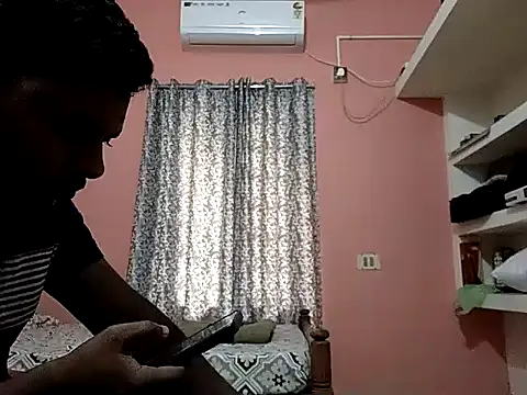 Aneesh007m online show from October 2025 09:56:02 AM