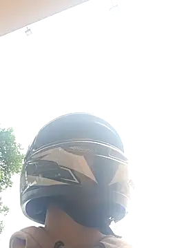 Snapshot of doodosantoss chatting on November 2025 04:40:02 PM doodosantoss online show from November 2025 04:40:02 PM