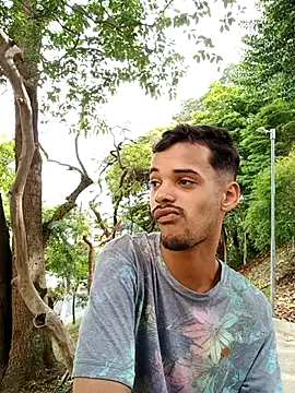 Snapshot of doodosantoss chatting on December 2025 05:52:02 PM doodosantoss online show from December 2025 05:52:02 PM