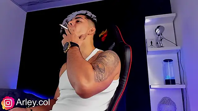 Snapshot of Dimitri_Colleman chatting on March 2025 12:51:01 AM Dimitri Colleman online show from March 2025 12:51:01 AM