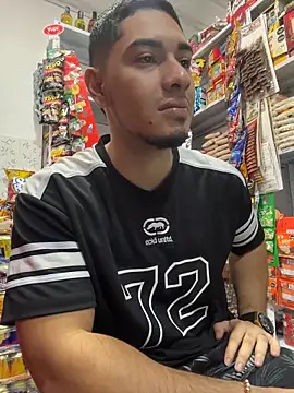 Snapshot of Dimitri_Colleman chatting on November 2025 08:09:01 PM Dimitri Colleman online show from November 2025 08:09:01 PM