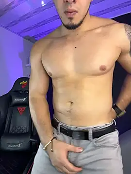 Snapshot of Dimitri_Colleman chatting on November 2025 09:14:02 PM Dimitri Colleman online show from November 2025 09:14:02 PM