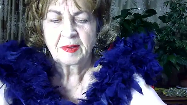 Snapshot of Emma52610 chatting on February 2026 04:36:02 PM Emma52610 online show from February 2026 04:36:02 PM