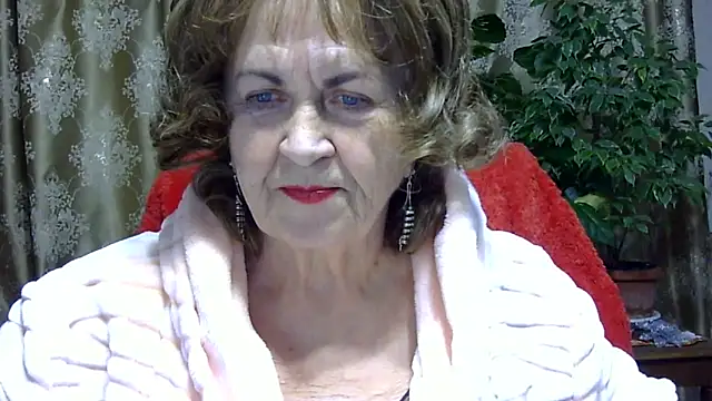 Snapshot of Emma52610 chatting on February 2026 06:09:01 PM Emma52610 online show from February 2026 06:09:01 PM