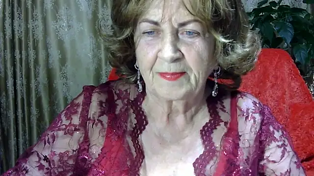 Emma52610 online show from April 2026 04:41:02 PM