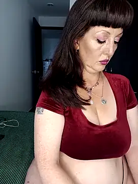 FireWoman online show from February 2026 05:31:01 PM