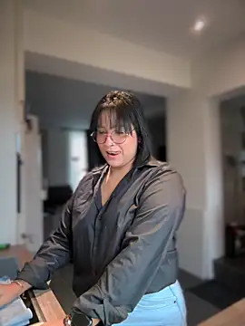 Snapshot of DannaaMeliza chatting on December 2024 09:39:02 AM DannaaMeliza online show from December 2024 09:39:02 AM