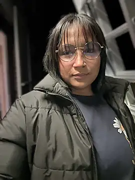 Snapshot of DannaaMeliza chatting on January 2025 09:58:02 PM DannaaMeliza online show from January 2025 09:58:02 PM